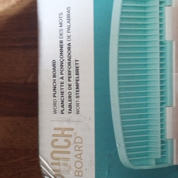 Bin003NewInBox Punch Board - Picture 2 of 4